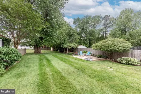 2917 Chenoak Ave, Parkville, MD 21234