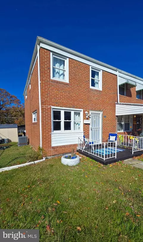 7800 Saint Boniface Ln, Dundalk, MD 21222