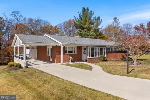 9504 Buckhorn Rd, Parkville, MD 21234