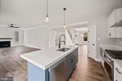 9436 Ridgely Ave, Baltimore, MD 21234 photo 13