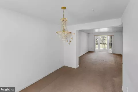 7527 Maury, Windsor Mill, MD 21244 photo 17