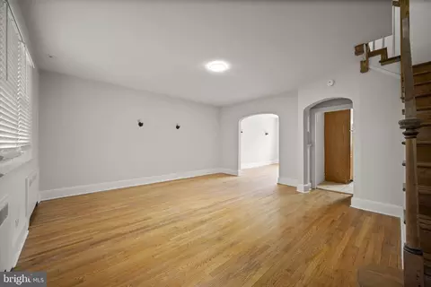30 Nunnery Ln, Catonsville, MD 21228