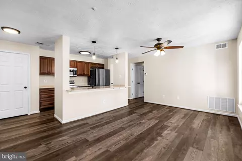 41 Laurel Path Ct #5, Nottingham, MD 21236 photo 4