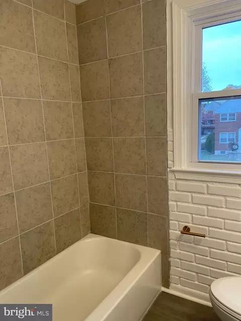 Bath - 1529 Clairidge Rd, Gwynn Oak, MD 21207 photo 3 of 7