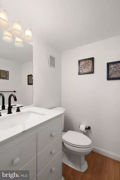 Bath - 4802 Variation Rd, Nottingham, MD 21236 photo 1 of 3