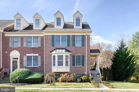 912 Hidden Moss Dr, Cockeysville, MD 21030