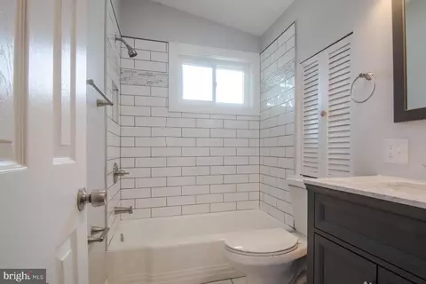 Bath - 2436 Smith Ave, Baltimore, MD 21209 photo 1 of 1