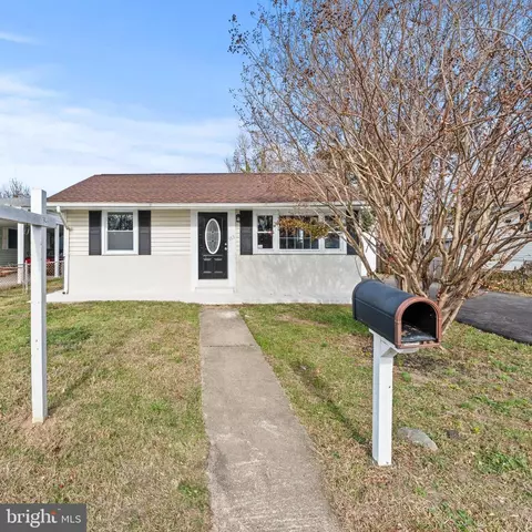 1013 Cord St, Middle River, MD 21220