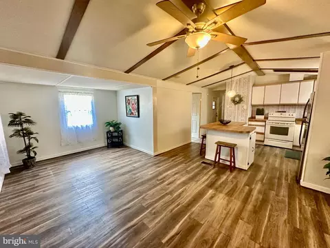 3532 Wagon Train Rd, Middle River, MD 21220 photo 6