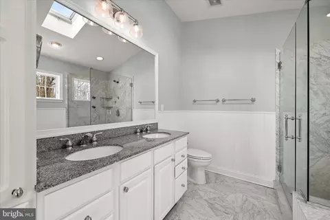 Bath - 1112 Hampton Garth, Towson, MD 21286 photo 1 of 7