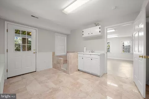 Other - 1112 Hampton Garth, Towson, MD 21286 photo 27 of 34