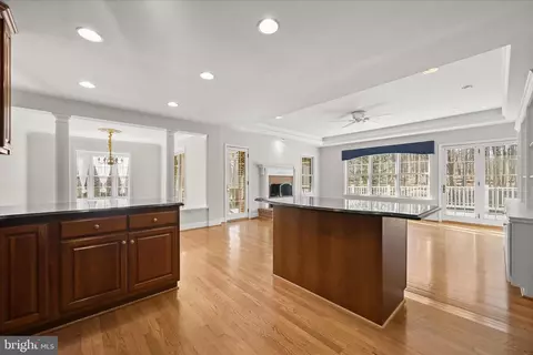 Living - 1112 Hampton Garth, Towson, MD 21286 photo 7 of 17