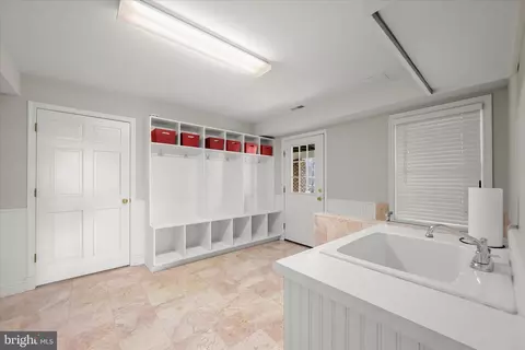 Other - 1112 Hampton Garth, Towson, MD 21286 photo 26 of 34