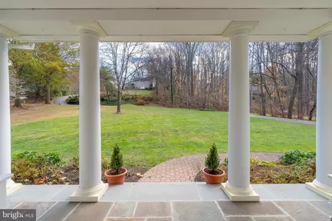 Exterior - 10 Seven Springs Ct, Phoenix, MD 21131 photo 5 of 20