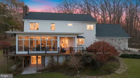 Exterior - 10 Seven Springs Ct, Phoenix, MD 21131 photo 8 of 20