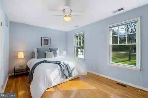 Bedroom - 10 Seven Springs Ct, Phoenix, MD 21131 photo 5 of 7