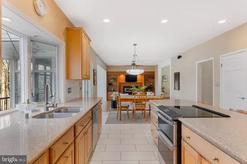 Kitchen - 10 Seven Springs Ct, Phoenix, MD 21131 photo 3 of 3