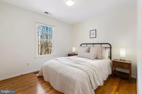 Bedroom - 10 Seven Springs Ct, Phoenix, MD 21131 photo 6 of 7