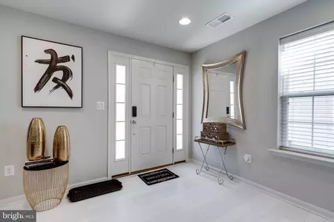 Entry Way - Undisclosed, Baltimore, MD 21229 photo 2 of 2