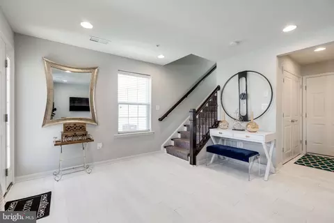 Entry Way - Undisclosed, Baltimore, MD 21229 photo 1 of 2