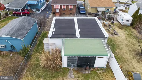 View/Area - 7627 Carson Ave, Baltimore, MD 21224 photo 2 of 6