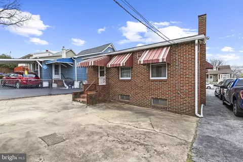 Exterior - 7627 Carson Ave, Baltimore, MD 21224 photo 3 of 5