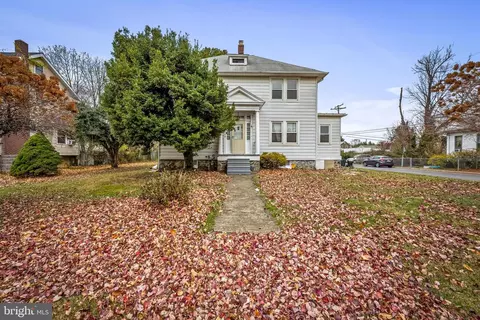 100 Clarendon Ave, Pikesville, MD 21208