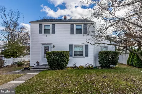2645 Spring Rd, Parkville, MD 21234