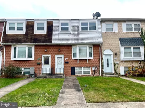 1014 Stormont Cir, Halethorpe, MD 21227 photo 2