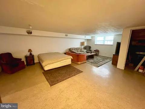 1014 Stormont Cir, Halethorpe, MD 21227 photo 12