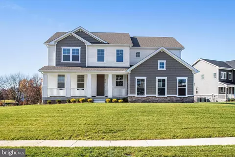 906 Honeyflower Dr, Reisterstown, MD 21136
