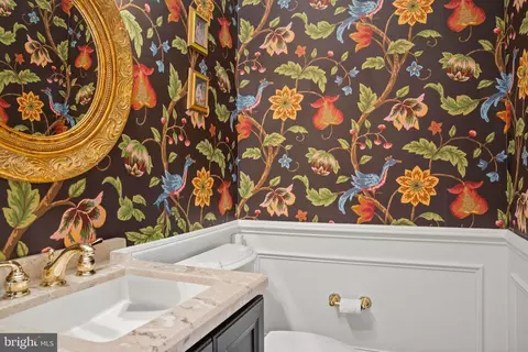 Bath - 8 Glenberry Ct, Phoenix, MD 21131 photo 4 of 4
