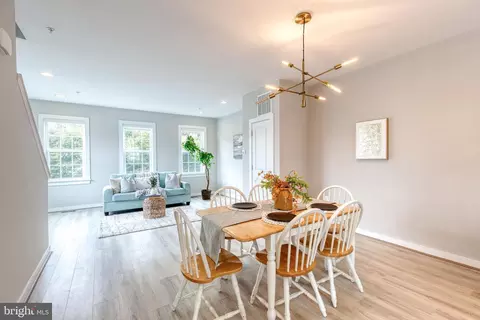 Dining - 412 Virginia Ave, Towson, MD 21286 photo 2 of 2