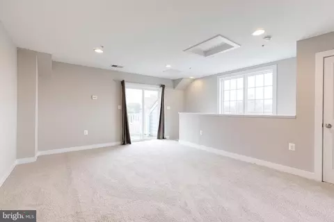 Living - 412 Virginia Ave, Towson, MD 21286 photo 2 of 2