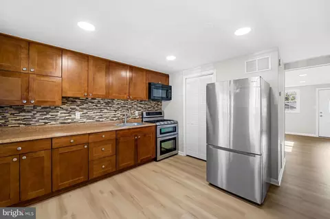 817 5th Ave, Halethorpe, MD 21227 photo 6