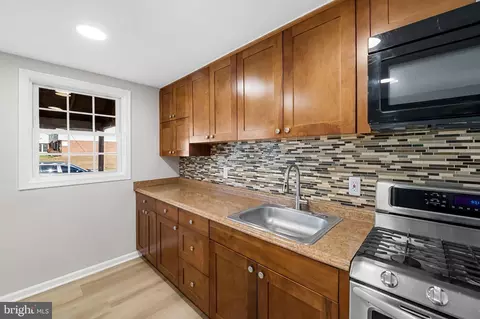 817 5th Ave, Halethorpe, MD 21227 photo 10