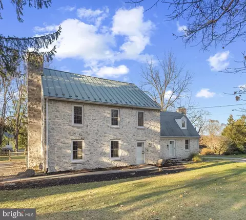 504 Hampton Ln, Towson, MD 21286