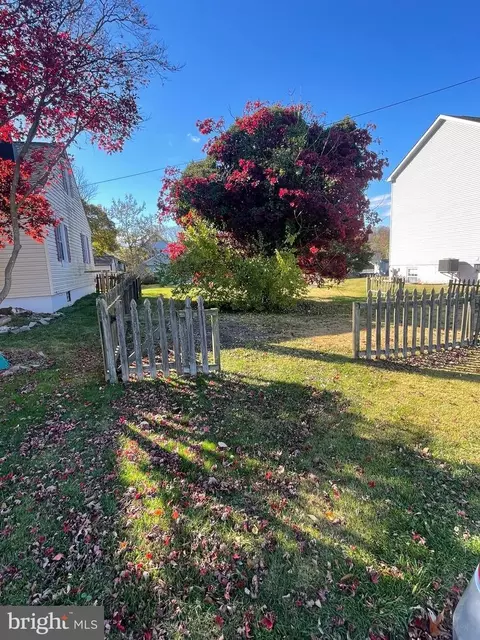 Exterior - 1807 Sutton Ave, Halethorpe, MD 21227 photo 4 of 4
