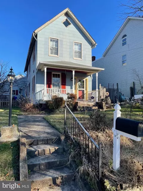 1807 Sutton Ave, Halethorpe, MD 21227