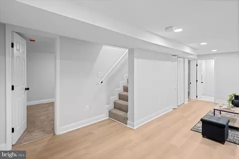 Entry Way - 4513 Raspe Ave, Baltimore, MD 21206 photo 11 of 13