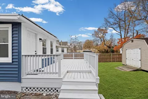 Exterior - 4513 Raspe Ave, Baltimore, MD 21206 photo 4 of 10
