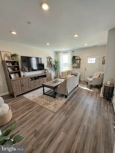 11279 Davisar Rd #111, White Marsh, MD 21162 photo 3
