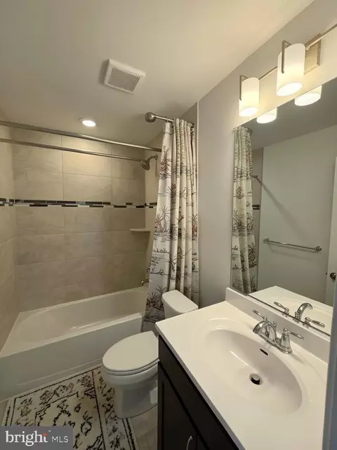 11279 Davisar Rd #111, White Marsh, MD 21162 photo 23