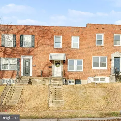8656 Oak Rd, Parkville, MD 21234