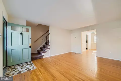658 Kingston Rd, Middle River, MD 21220 photo 8