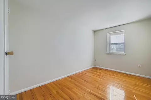 658 Kingston Rd, Middle River, MD 21220 photo 19