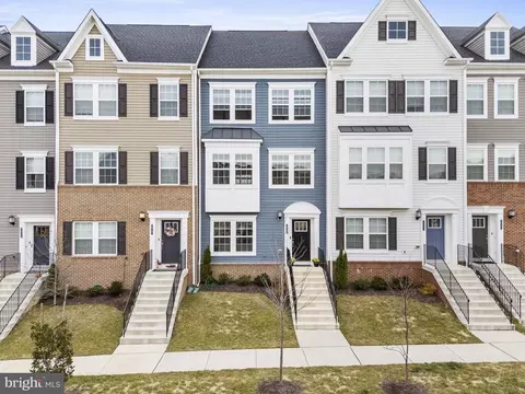 Exterior - 2045 Ivory Brook Rd, Windsor Mill, MD 21244 photo 4 of 5