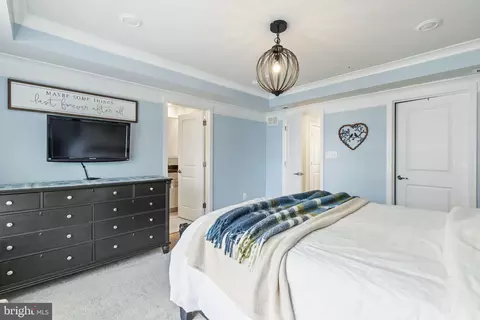 Bedroom - 2045 Ivory Brook Rd, Windsor Mill, MD 21244 photo 3 of 7