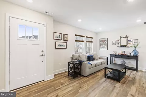 Entry Way - 2045 Ivory Brook Rd, Windsor Mill, MD 21244 photo 1 of 5