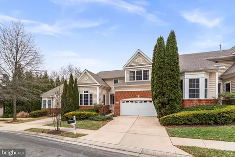 5409 Jacks Ct, Catonsville, MD 21228